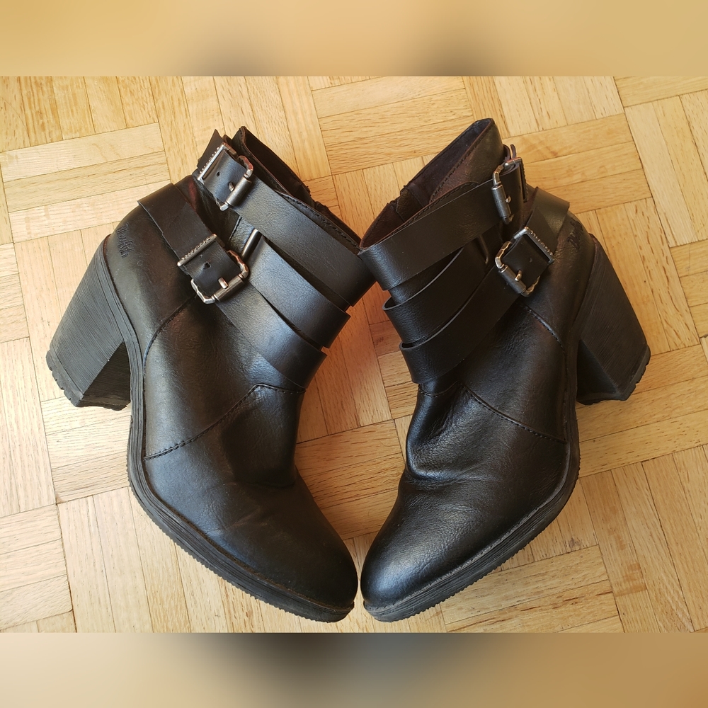 Blowfish Size 13 (fits 12) heeled booties